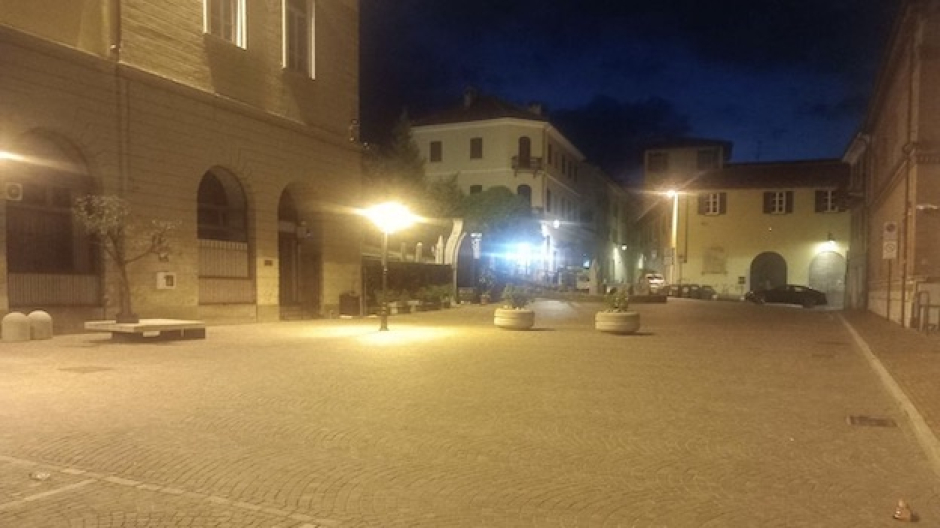 Arona, iniziati i turni serali della Polizia Locale