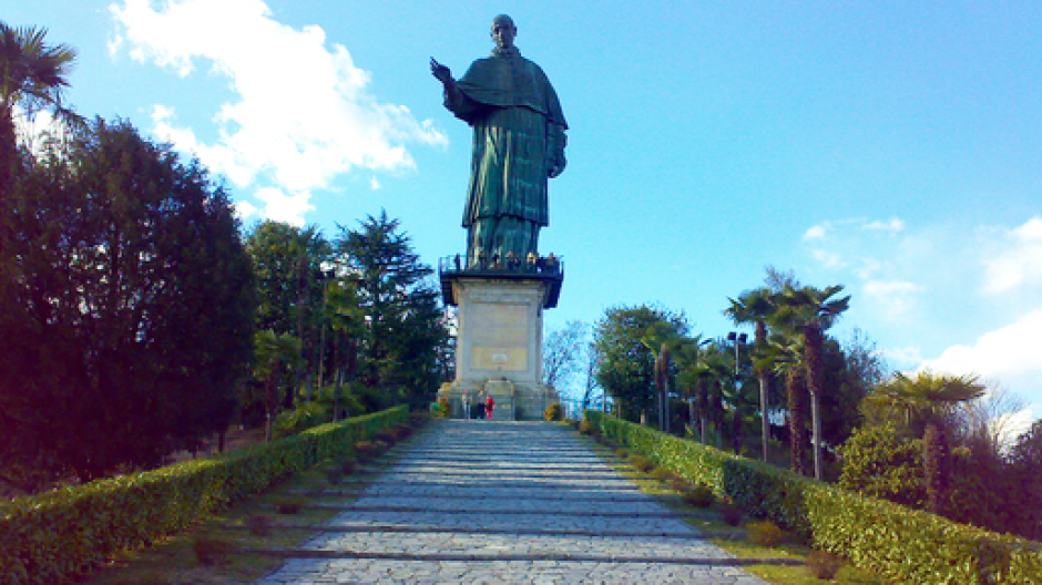 Aperto il Sancarlone ad Arona: visite straordinarie per tutte le Feste